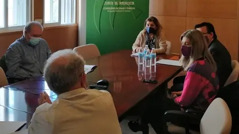 Reuni&oacute;n Consultorio Izn&aacute;jar
