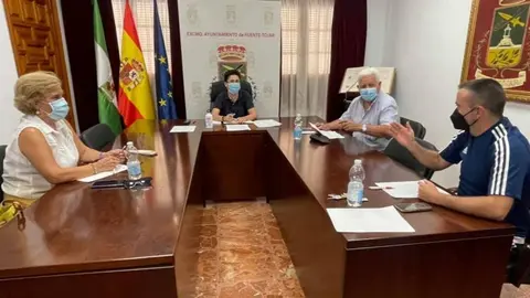 reunion_equipo_de_gobierno Fuente-T&oacute;jar