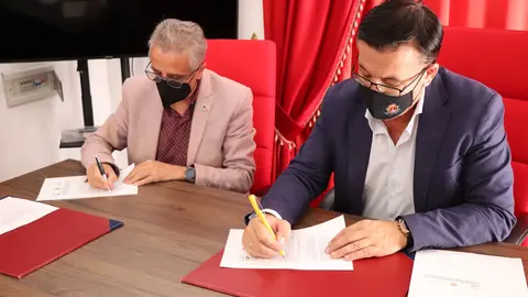Firma convenio Igualdad GDR-Mancomunidad (3)