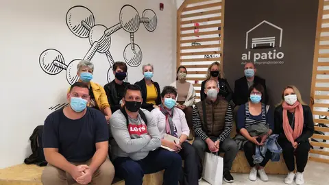 Grupo de profesores de Gyula en la visita  a la Escuela de la Madera