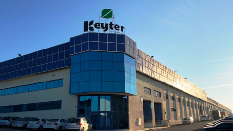 <p> keyter </p>