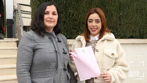 <p> firmas pediatra </p>
