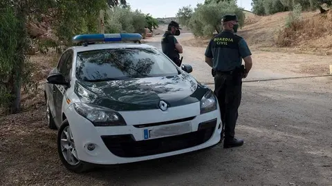 <p> 1623319058514Guardia Civil </p>