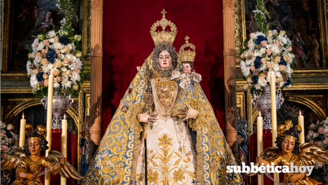 La Virgen de Araceli en el altar mayor de San Mateo