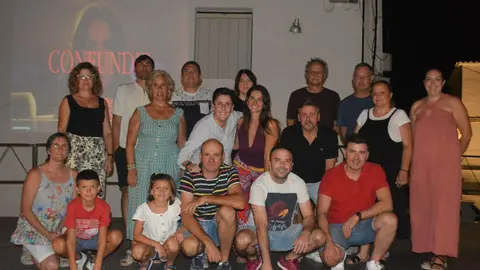 Asistentes a la presentaci&oacute;n del  v&iacute;deo clip "Confundir"