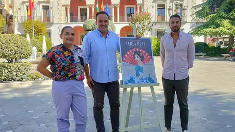 Presentaci&oacute;n del cartel feria priego