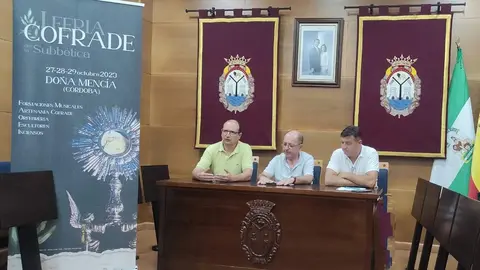 feria cofrade subb&eacute;tica do&ntilde;a menc&iacute;a