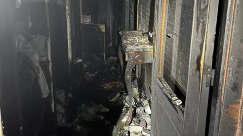 Interior de la vivienda siniestrada en Cabra