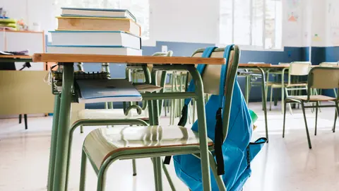 Colegio (Imagen de Freepik)