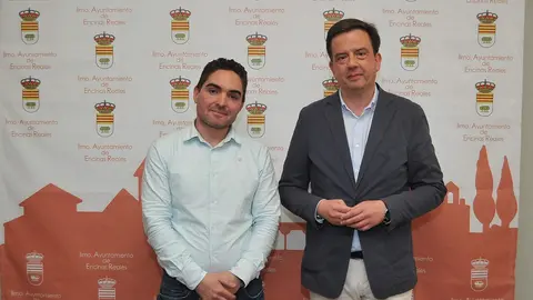 El presidente del GDR Subb&eacute;tica y el alcalde de Encinas Reales
