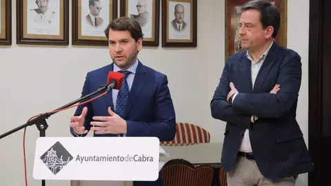El alcalde de Cabra y el presidente del GDR Subb&eacute;tica presentan las actuaciones