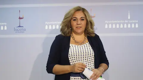 Mar&iacute;a de la O Redondo present&oacute; estas ayudas