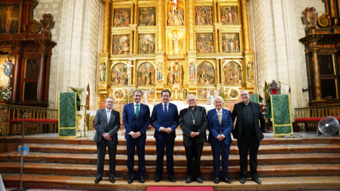 Presentaci&oacute;n de la nueva iluminaci&oacute;n art&iacute;stica de la iglesia de San Mateo en Lucena