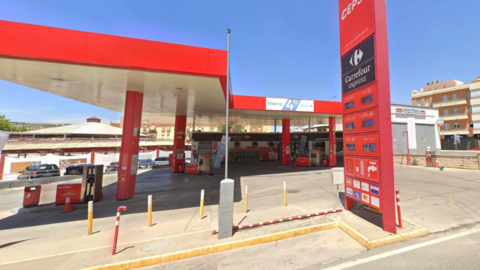 Estación de Servicio CEPSA Lucena