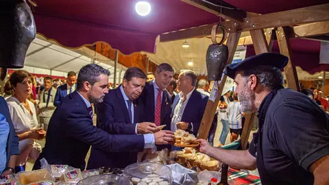 Inauguraci&oacute;n de la Feria del Queso de Zuheros en la edici&oacute;n de 2024. (imagen de archivo).