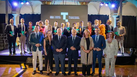 Autoridades y galardonados en la Gala de Turismo 2024