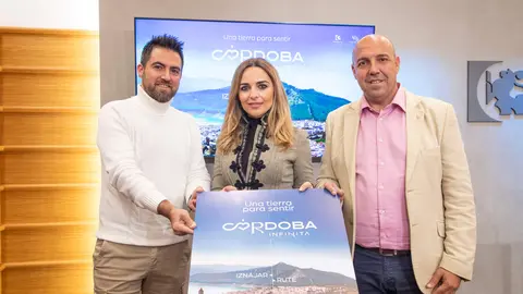 Presentaci&oacute;n de la campa&ntilde;a &lsquo;Una tierra para sentir&rsquo; que une Rute e Izn&aacute;jar