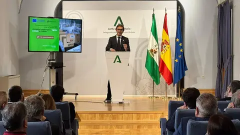 El consejero de Industria, Jorge Paradela, ha detallado hoy en C&oacute;rdoba las primeras ayudas vinculadas al Fondo de Transici&oacute;n Justa de la provincia