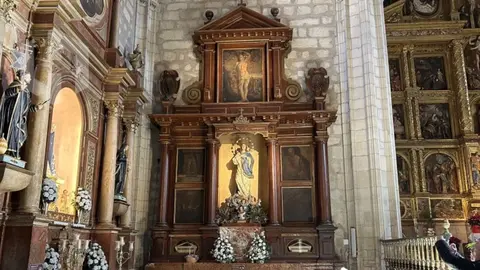 Retablo de la Inmaculada Concepci&oacute;n en la iglesia de San Mateo