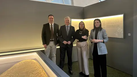 Presentaci&oacute;n y exposici&oacute;n del Pend&oacute;n de los Zamorano en el hall del Ayto de Priego de C&oacute;rdoba