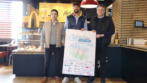 Presentaci&oacute;n en las instalaciones de McDonald's Lucena