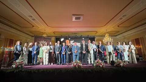 Premiados y autoridades