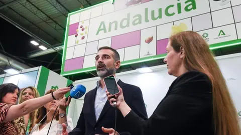 Fernández-Pacheco en su visita al Salón Gourmets