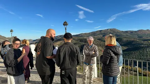 Un momento durante el rodaje del cortometraje en las inmediaciones del Barrio de la Villa de Priego