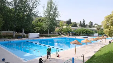 Piscinas del Parque Deportivo 'Heliodoro Martín'
