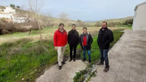 Visita al antiguo Huerto de la Iglesia, en Fuente-Tójar (foto de archivo)