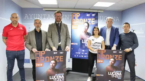 Presentaci&oacute;n del torneo internacional de p&aacute;del esta ma&ntilde;ana en el Ayuntamiento de Lucena