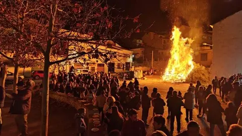 Celebraci&oacute;n de la Candelaria en Almedinilla. Imagen: La Fuentezuela.