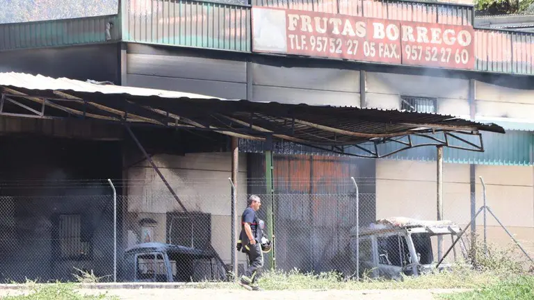 Incendio empresa Frutas Borrego Cabra