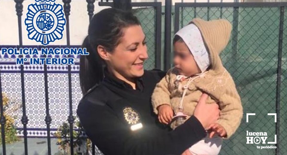 policía con menor