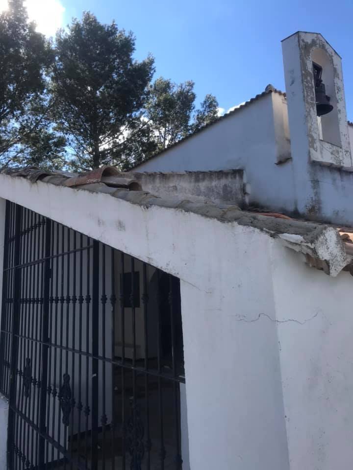 Destrozos ermita San Miguel Priego 5