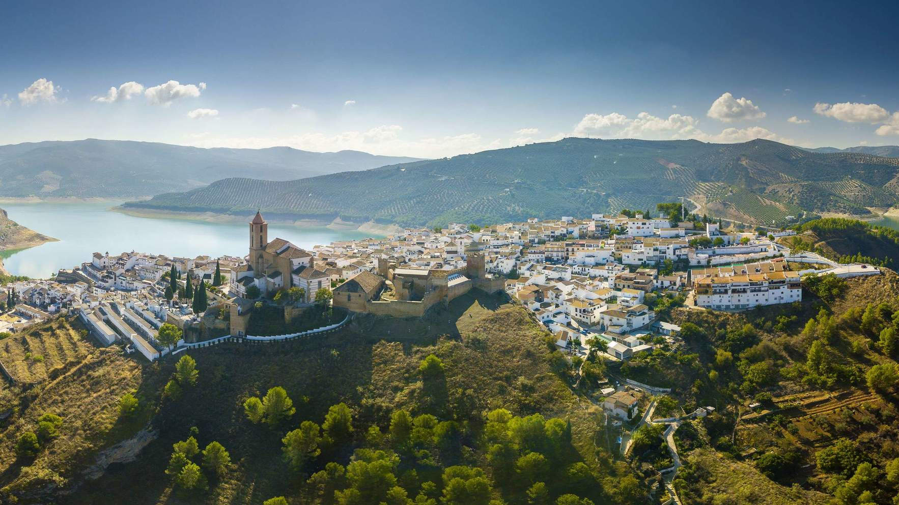 Iznájar (Imagen: Turismo de la Subbética)