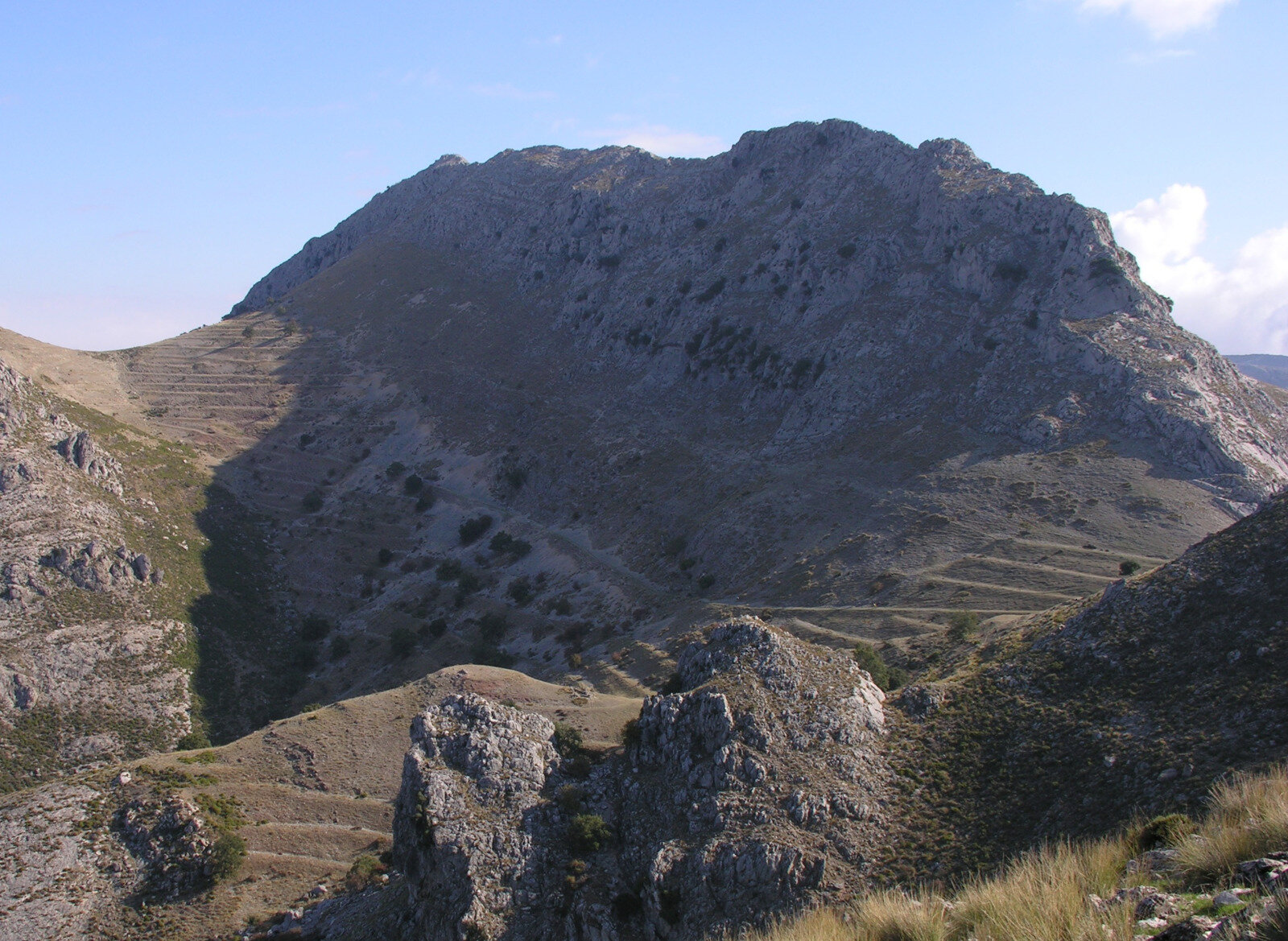 Vertiente occidental de la Sierra Alhucemas (Foto: Julían García)