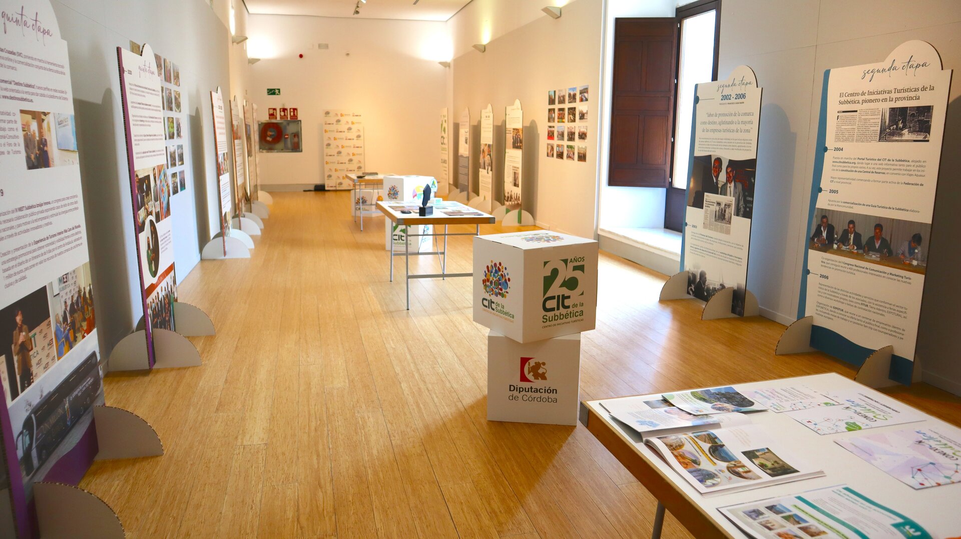 Parte de la exposición histórica con motivo del 25 aniversario del Centro de Iniciativas Turísticas de la Subbética.