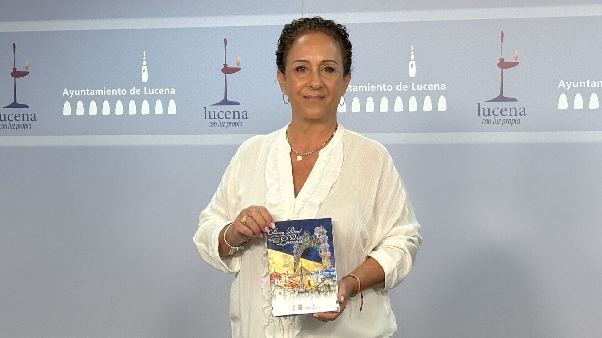 Araceli Rodríguez, edil de Fiestas, durante la presentación.