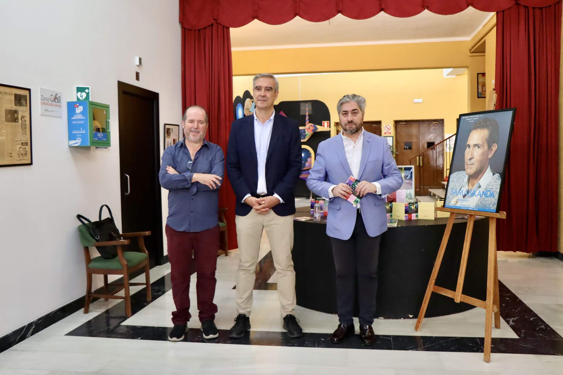 Julio Flores, José María Gala y Francisco Barbancho durante la presentación de la muestra