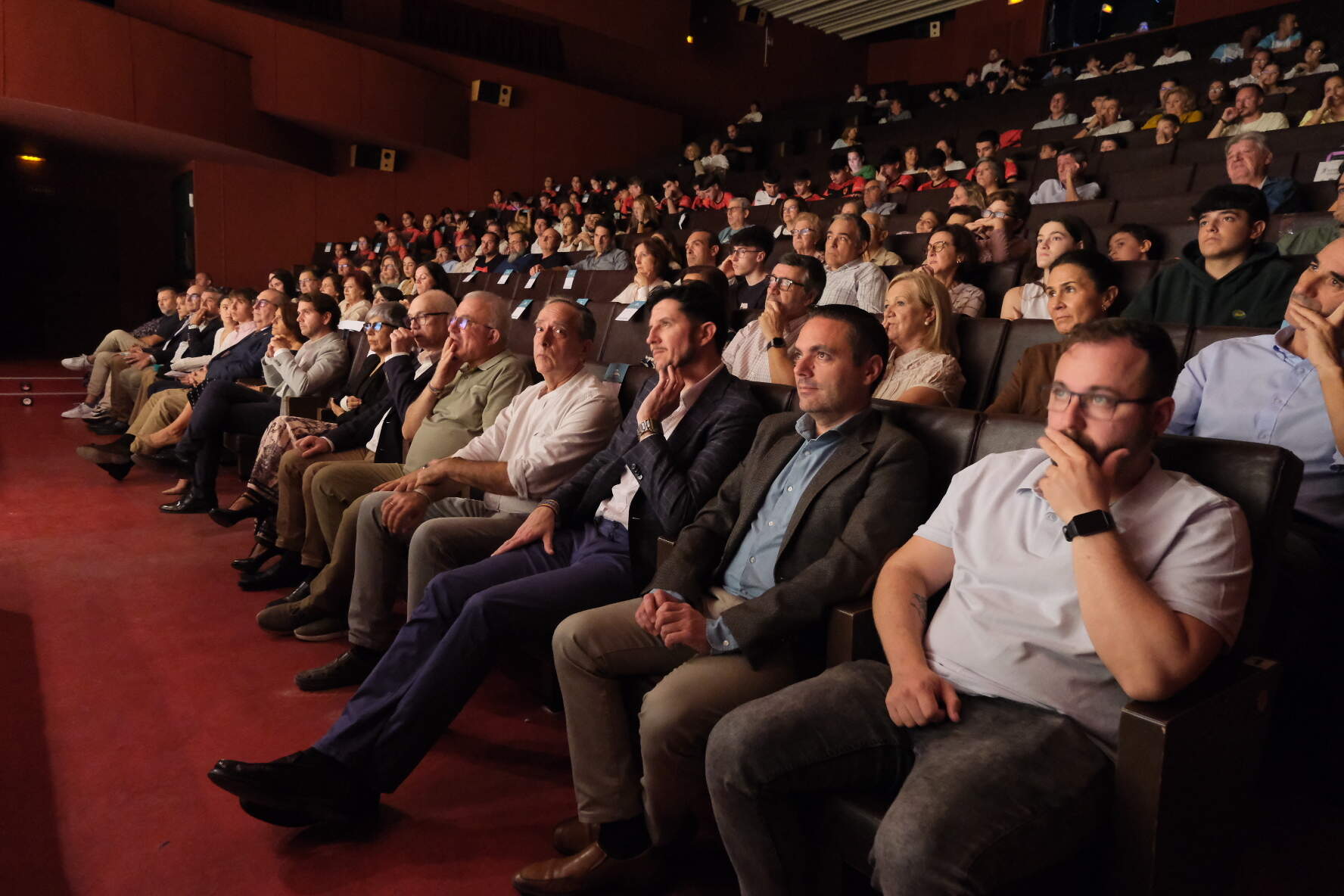 Asistentes a la ceremonia