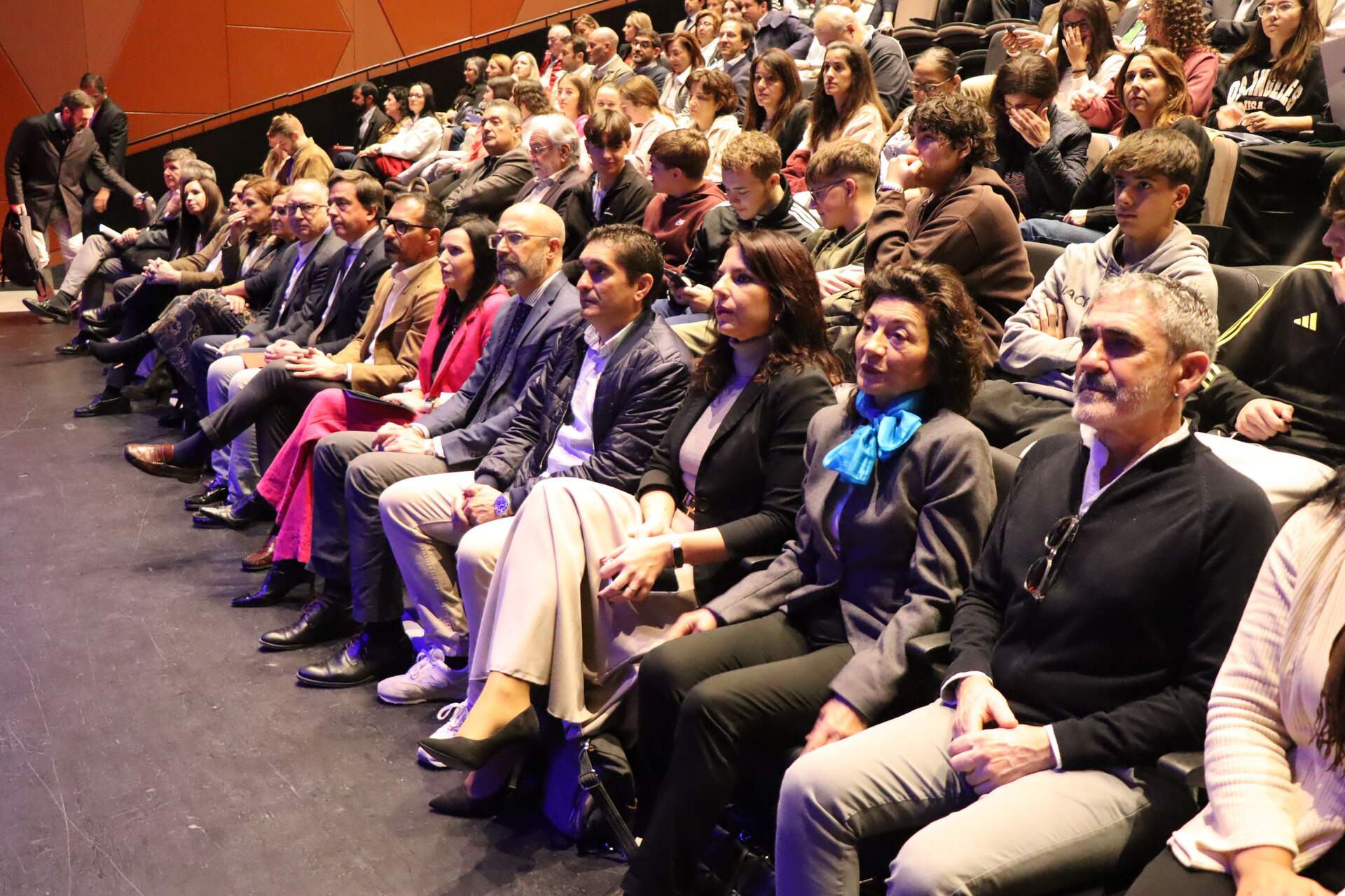 Autoridades y ponentes en estas jornadas